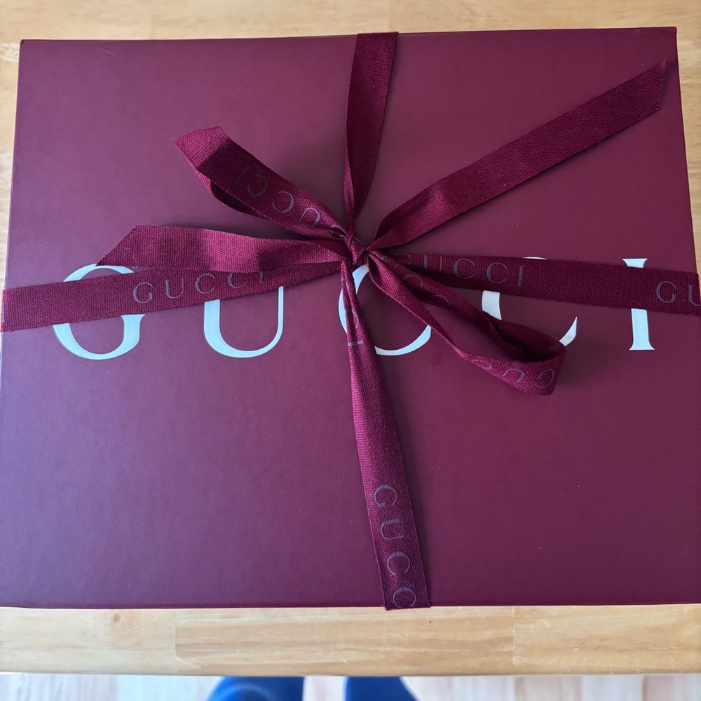 Gucci Marmont Small Bucket Bag